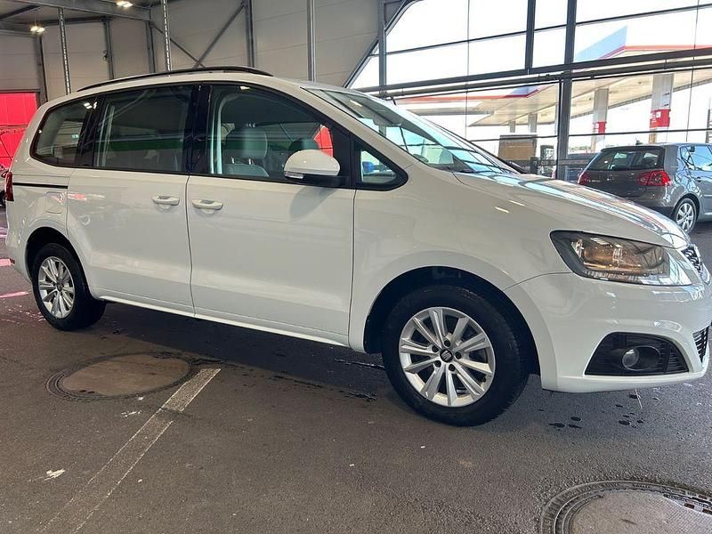 Gebraucht Seat Alhambra Style 150 PS (110 kW) 2020 Weiß Van / Kleinbus