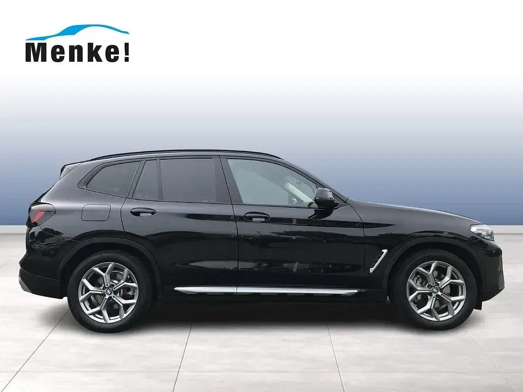Gebraucht BMW X3 Sport Line 292 PS (214 kW) 2023 Saphirschwarz SUV