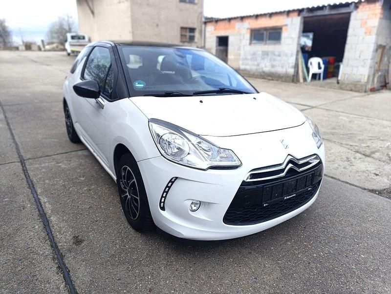 Gebraucht Citroën DS3 95 PS (69 kW) 2010 Weiß Kleinwagen