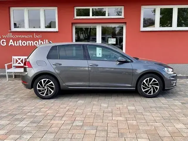 Gebraucht VW Golf VII Join 116 PS (85 kW) 2019 Indiumgrau Limousine