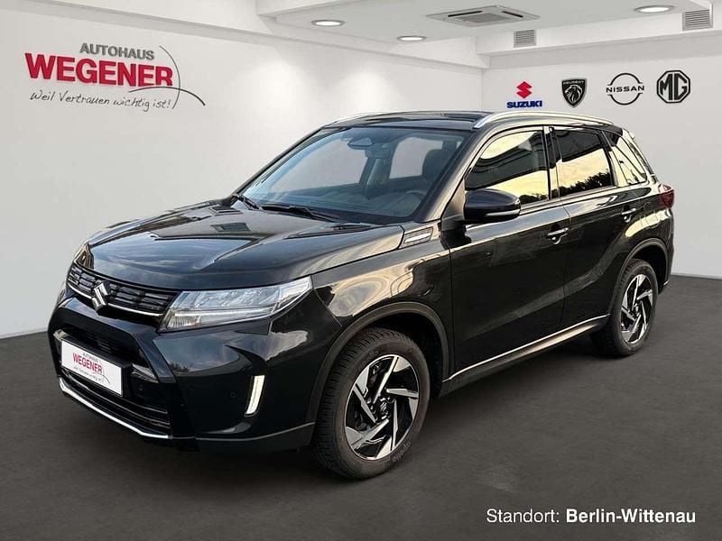Schwarz Gebraucht 2025 Suzuki Vitara Comfort+ SUV | 23.990 € (Fairer Preis) - Bild 1/4
