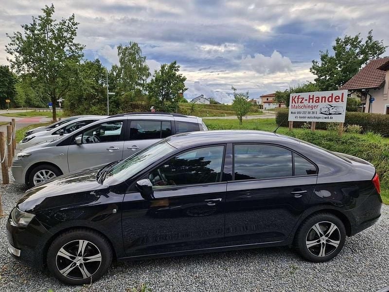 Schwarz Gebraucht 2013 Skoda Rapid Elegance Limousine | 6.200 € (Guter Preis) - Bild 1/4