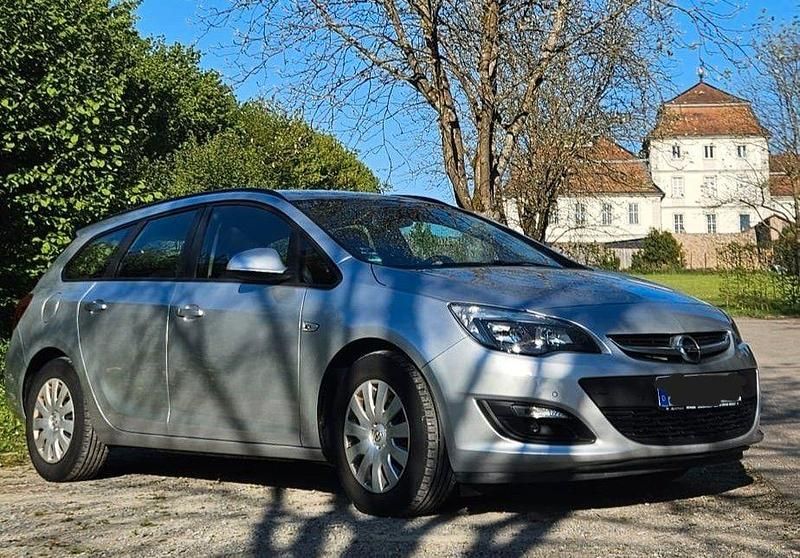 Gebraucht Opel Astra Eco 110 PS (80 kW) 2015 Silber Kombi