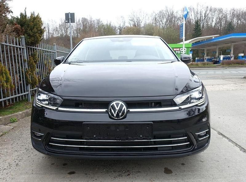 Gebraucht VW Polo Style 110 PS (80 kW) 2023 Schwarz Kleinwagen