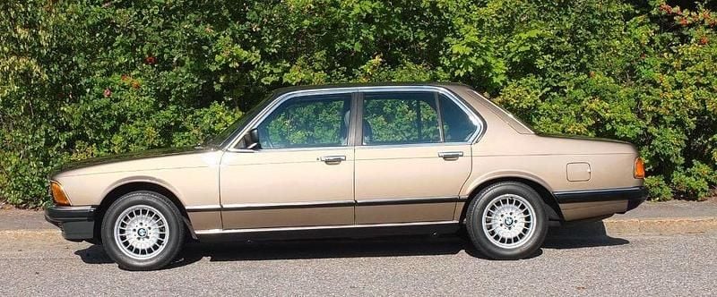 Gebraucht BMW 735 218 PS (160 kW) 1983 Beige Limousine