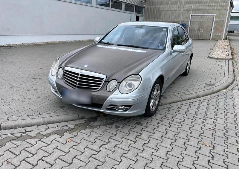 Używany Mercedes E280 190 KM (139 kW) 2007 Szary Sedan/Limuzyna