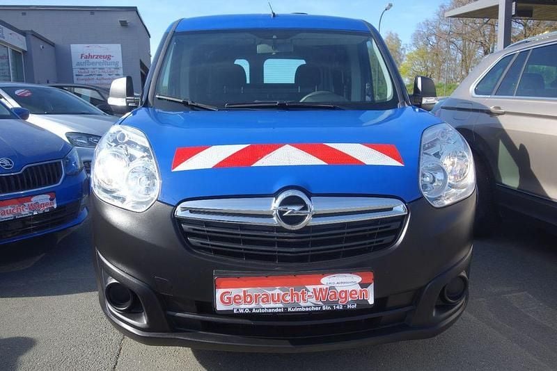 Usata Opel Combo 120 CV (88 kW) 2014 Blu Monovolume