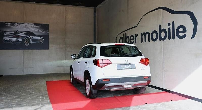 Gebraucht Suzuki Vitara 140 PS (102 kW) 2020 Weiß SUV