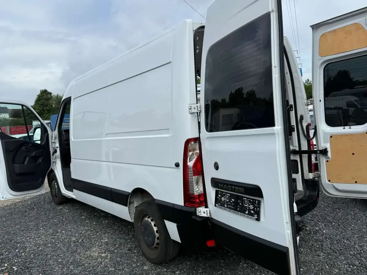 Gebraucht Renault Master 150 PS (110 kW) 2021 Mineral weiss Van / Kleinbus