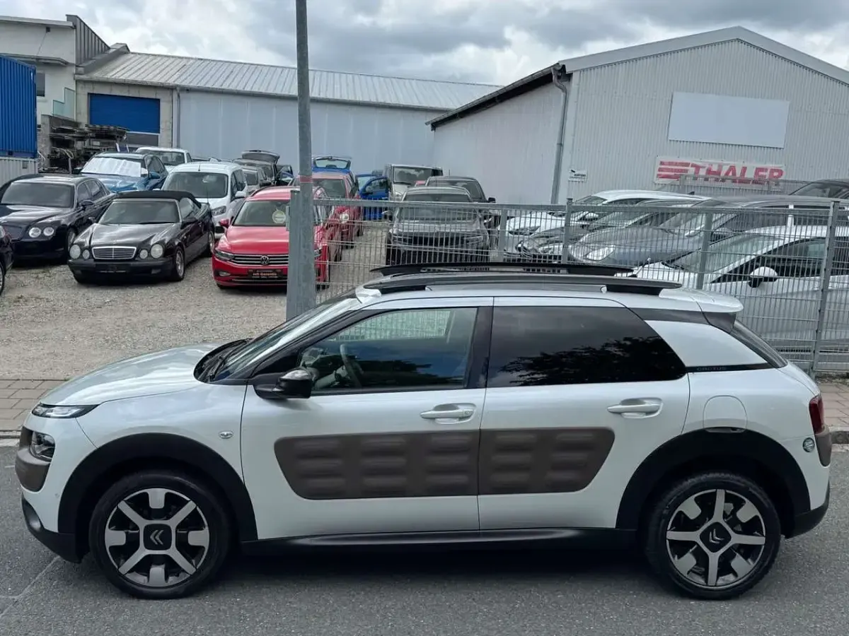 Gebraucht Citroën C4 Cactus Shine 92 PS (67 kW) 2014 Weiß Kleinwagen