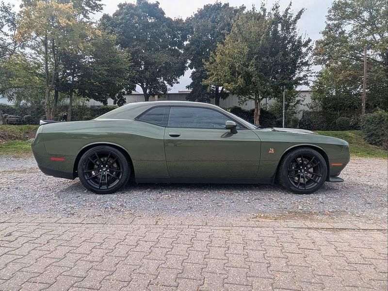 Gebraucht Dodge Challenger 492 PS (361 kW) 2021 Grün Coupé