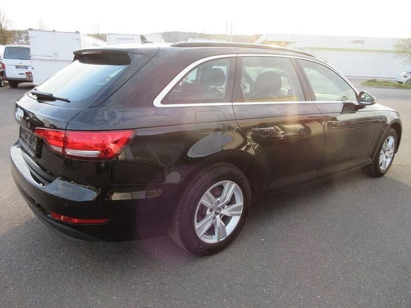 Usata Audi A4 Basis 150 CV (110 kW) 2018 Nero Station wagon