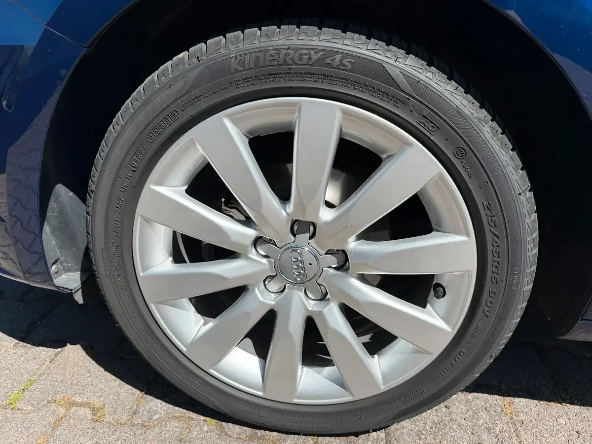 Gebraucht Audi A1 Sportback Sport 95 PS (69 kW) 2018 Blau Kleinwagen