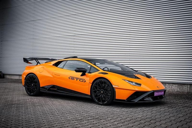 Gebraucht Lamborghini Huracán 640 PS (470 kW) 2021 Orange