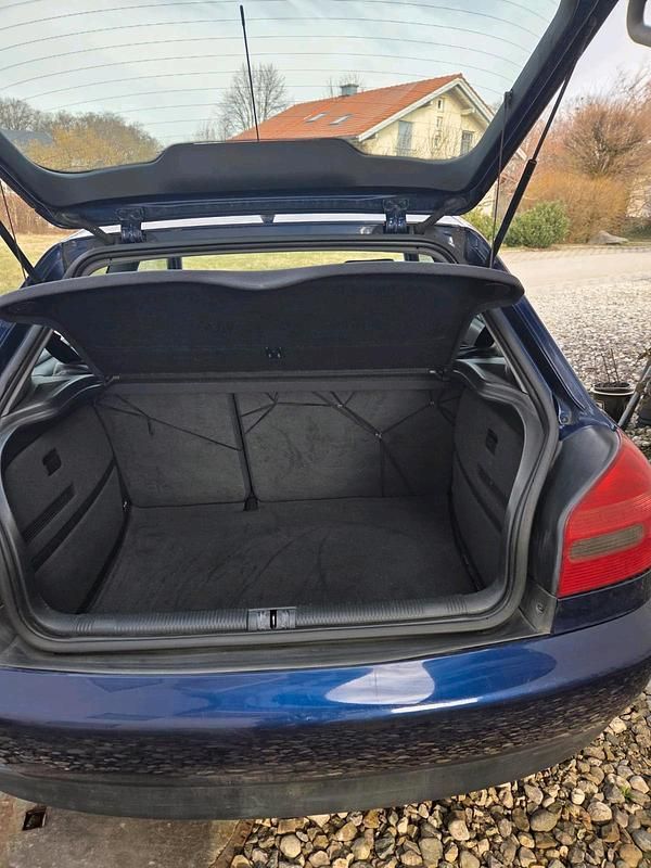 Usata Audi 100 101 CV (74 kW) 1999 Blu Berlina