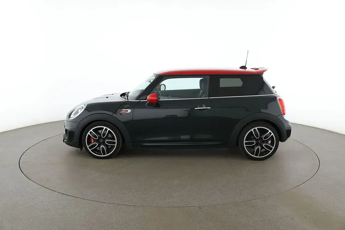 Gebraucht Mini John Cooper Works 231 PS (169 kW) 2018 Grün Kleinwagen