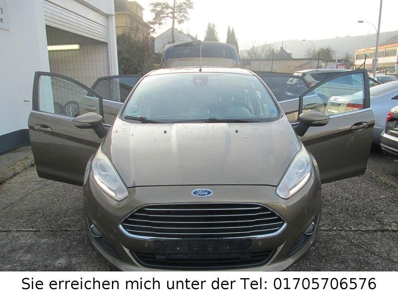 Gebraucht Ford Fiesta Titanium 101 PS (74 kW) 2014 Kleinwagen