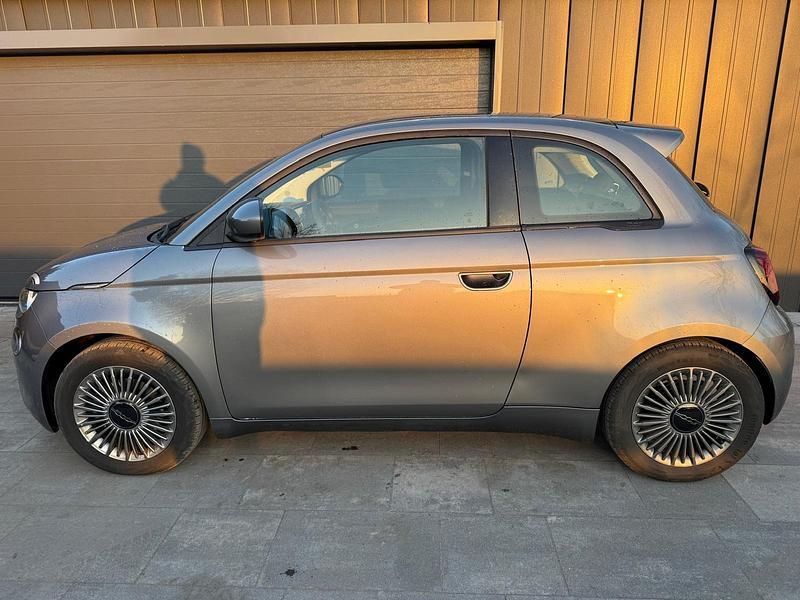 Gebraucht Fiat 500e La Prima 86 kW (118 PS) 2022 Coupé
