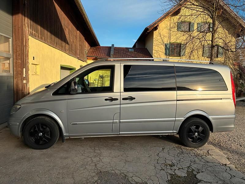 Gebraucht Mercedes Vito 150 PS (110 kW) 2007 Silber Van