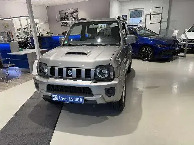 Używany Suzuki Jimny 84 KM (61 kW) 2016 Srebrny SUV