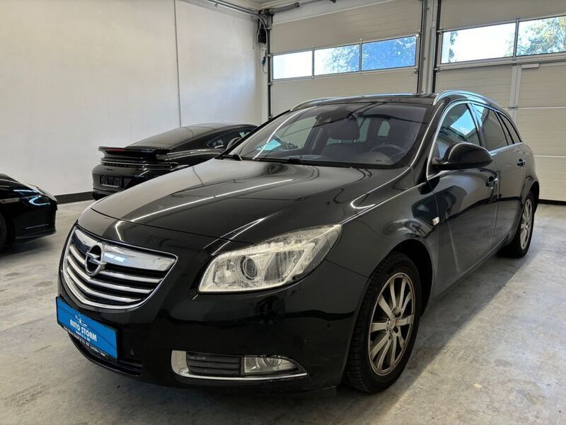 Schwarz Gebraucht 2011 Opel Insignia Sport Kombi | 2.999 € (Superpreis) - Bild 1/4