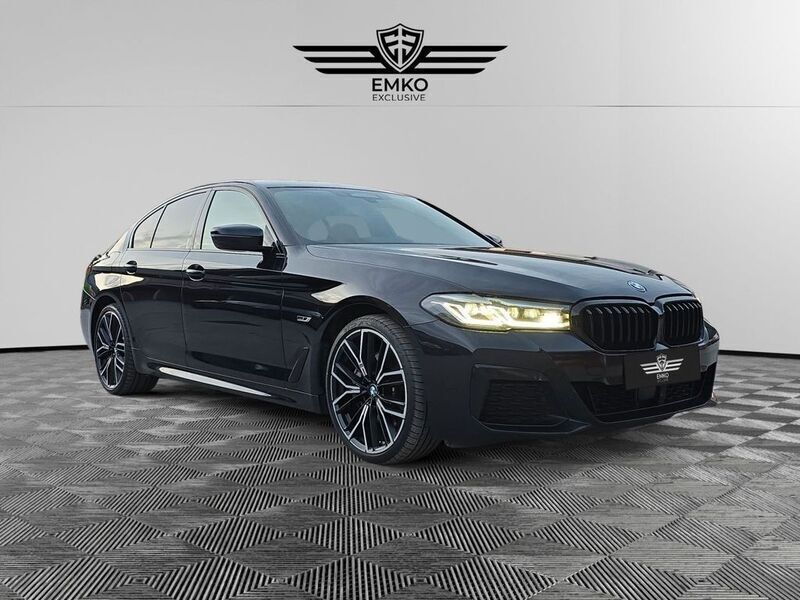 Schwarz Gebraucht 2021 BMW 545e M Sport Limousine | 43.000 € (Fairer Preis) - Bild 1/4