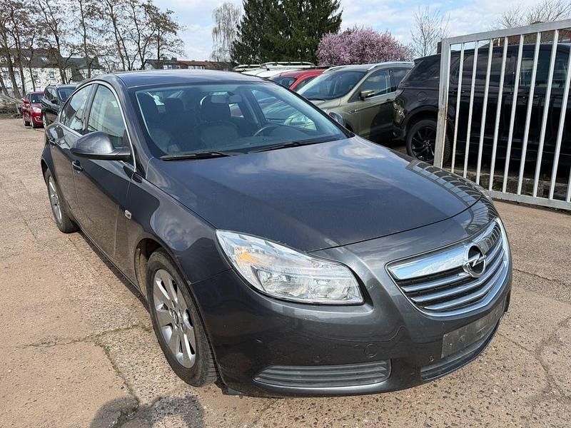 Gebraucht Opel Insignia 131 PS (96 kW) 2011 Grau Limousine
