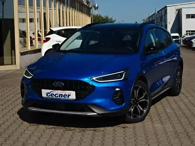 Używany Ford Focus Active X 155 KM (114 kW) 2024 Niebieski Sedan/Limuzyna