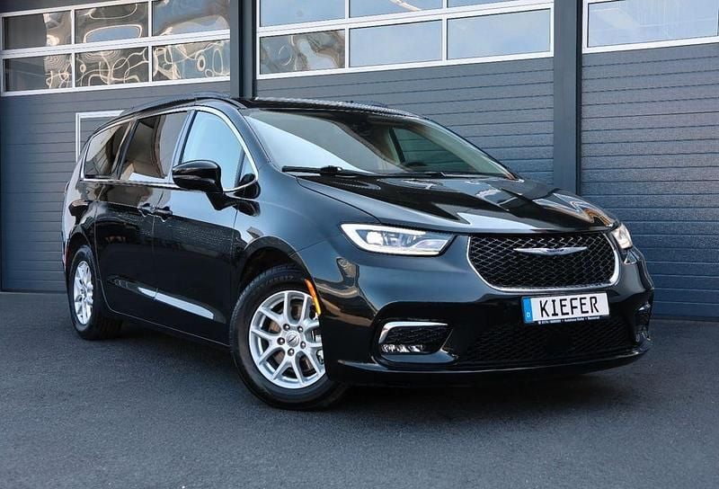 Schwarz Gebraucht 2022 Chrysler Pacifica SUV | 26.950 € (Superpreis) - Bild 1/4