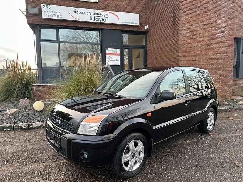 Schwarz Gebraucht 2010 Ford Fusion Style Limousine | 5.950 € (Teuer) - Bild 1/4