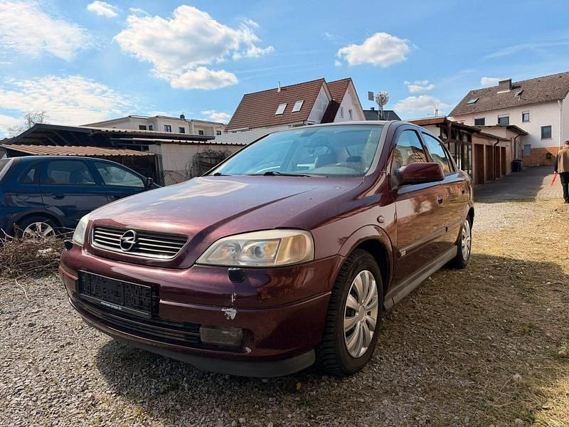 Gebraucht Opel Astra 125 PS (91 kW) 2003 Rot Limousine
