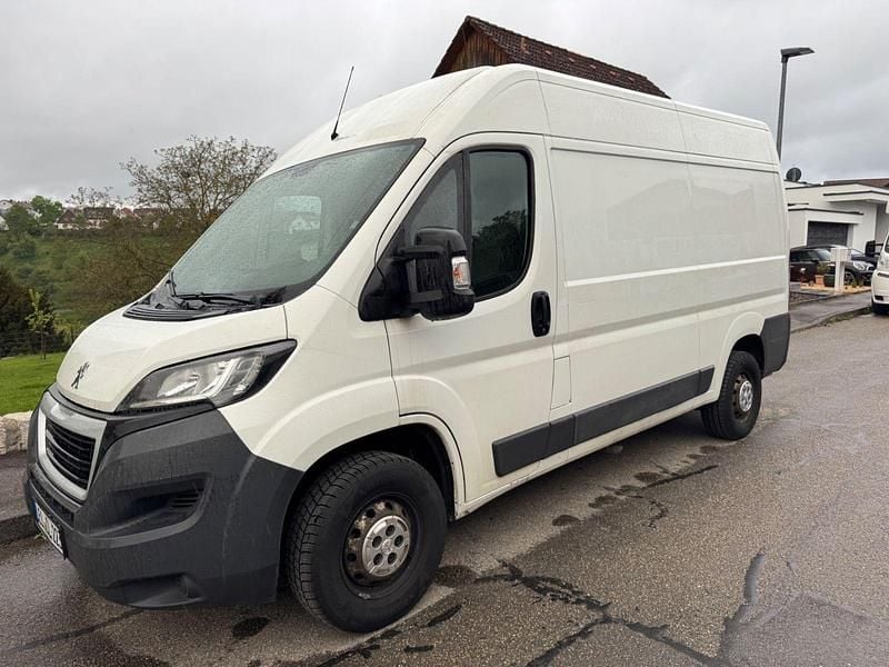 Weiß Gebraucht 2017 Peugeot Boxer Van | 8.900 € (Superpreis) - Bild 1/4