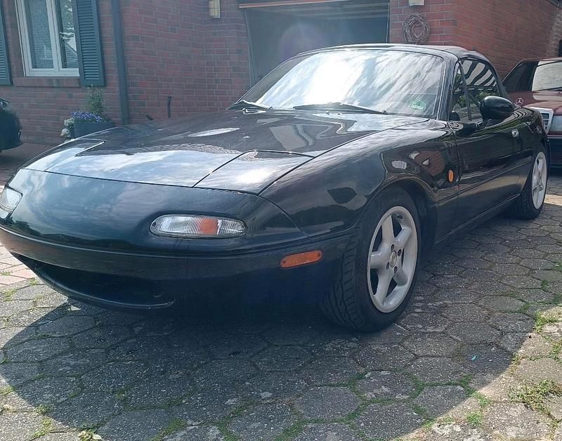 Schwarz Gebraucht 1996 Mazda MX5 Cabrio | 6.000 € (Fairer Preis) - Bild 1/4