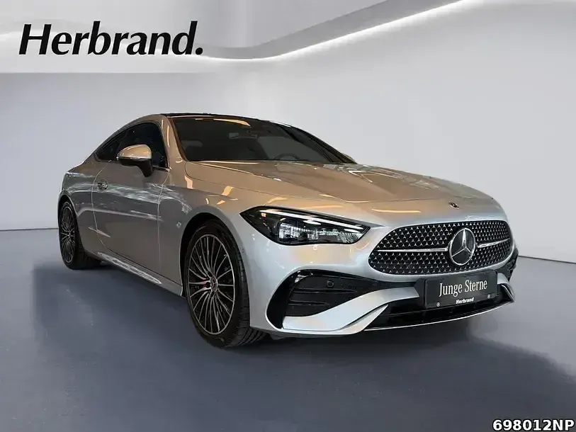 Gebraucht Mercedes CLE200 AMG 204 PS (150 kW) 2024 Silber Coupé