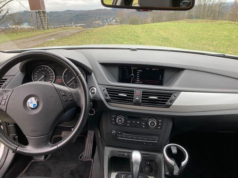 Gebraucht BMW X1 204 PS (150 kW) 2010 Weiß SUV