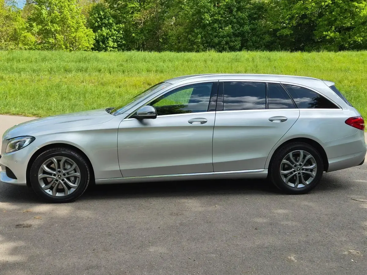 Gebraucht Mercedes C250 204 PS (150 kW) 2017 Silber Kombi