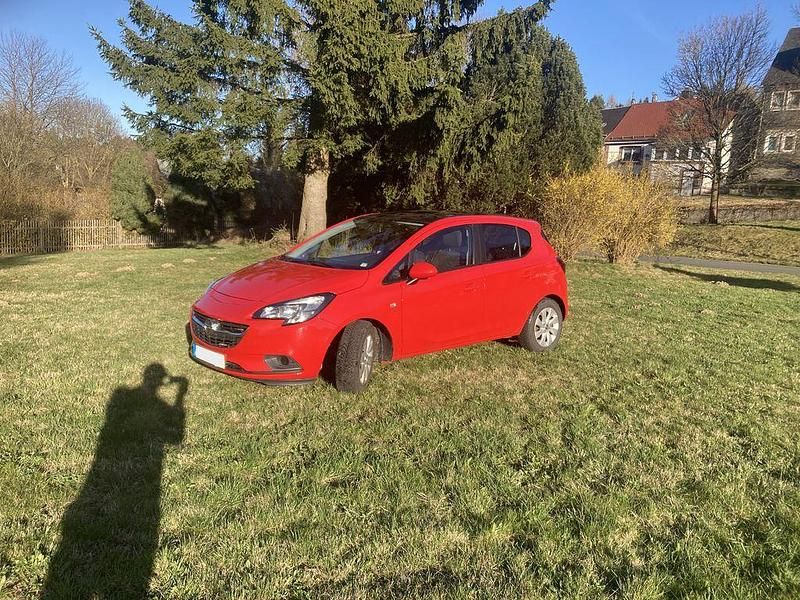 Gebraucht Opel Corsa drive 90 PS (66 kW) 2016 Rot Kleinwagen