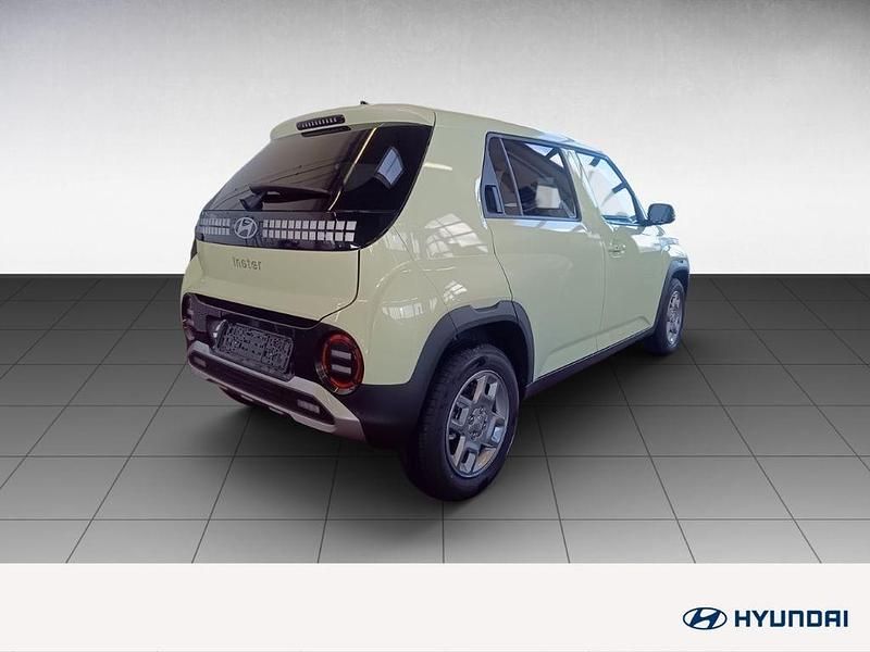 Gebraucht Hyundai Inster Trend 71 kW (97 PS) 2025 Buttercream yellow / min Kleinwagen