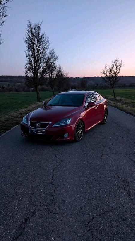 Gebraucht Lexus IS250 208 PS (152 kW) 2006 Rot Limousine