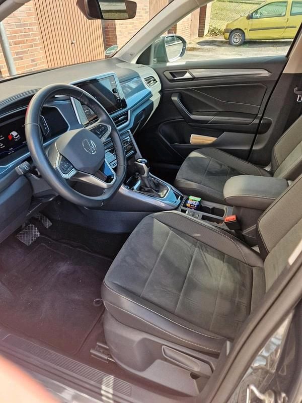 Gebraucht VW T-Roc 150 PS (110 kW) 2022 Grau SUV