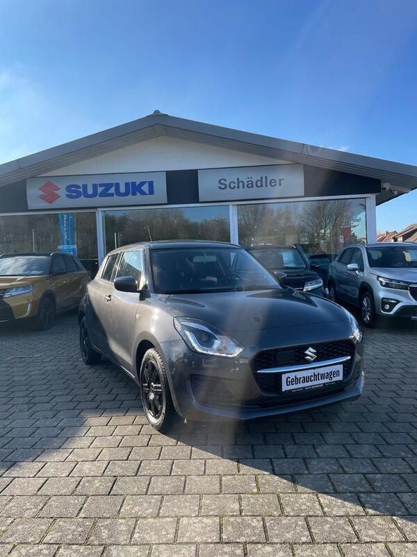 Grau Gebraucht 2021 Suzuki Swift Club Kleinwagen | 11.990 € (Guter Preis) - Bild 1/4
