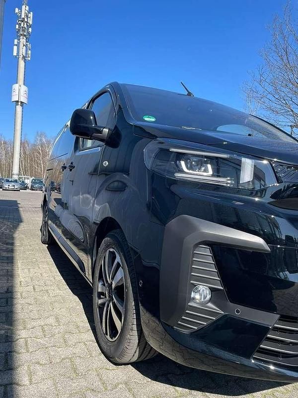 Schwarz Gebraucht 2025 Citroën Spacetourer Van | 39.500 € (Superpreis) - Bild 1/4