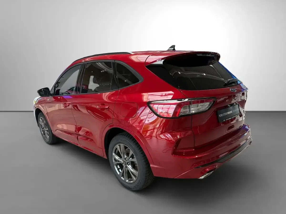 Gebraucht Ford Kuga ST-Line 224 PS (164 kW) 2022 Rot SUV