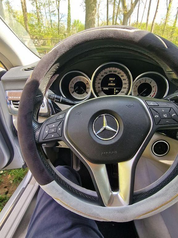 Gebraucht Mercedes CLS350 306 PS (225 kW) 2011 Silber Limousine