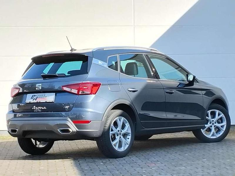 Gebraucht Seat Arona FR 110 PS (80 kW) 2023 Magnetic grau metallic SUV