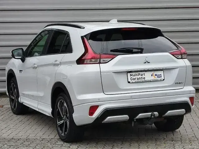 Second-hand Mitsubishi Eclipse Cross 188 CP (138 kW) 2022 Alb SUV