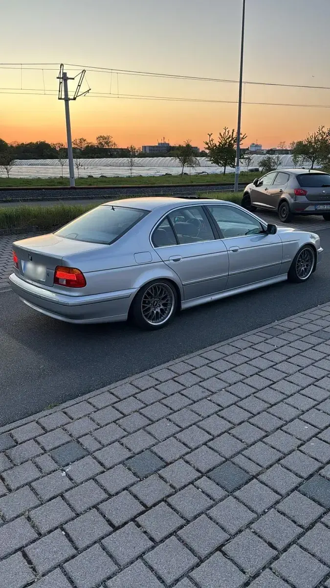 Gebraucht BMW 535 Sport Line 235 PS (172 kW) 2001 Silber Limousine