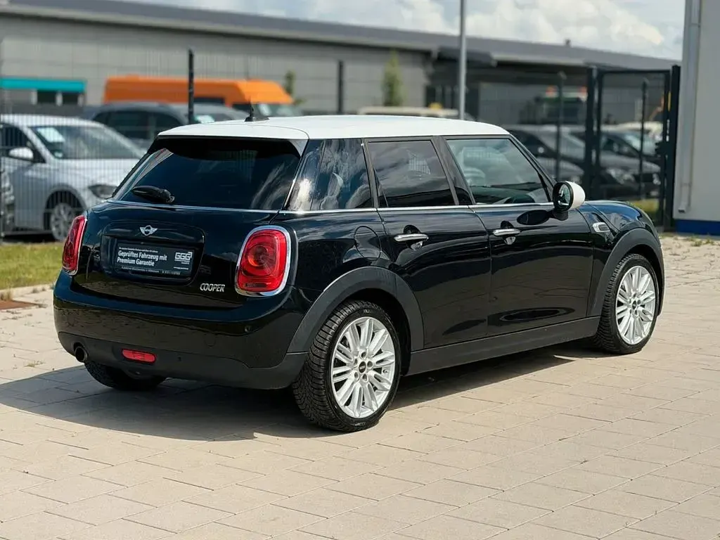 Gebraucht Mini Cooper 136 PS (100 kW) 2016 Schwarz Kleinwagen
