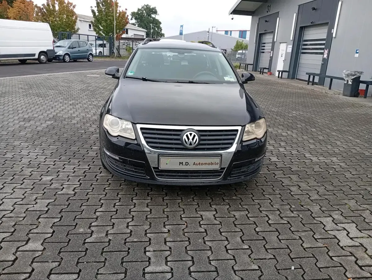 Gebraucht VW Passat 140 PS (102 kW) 2005 Schwarz Kombi