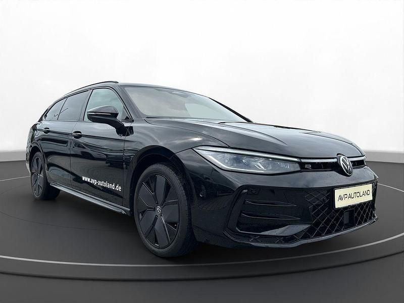 Gebraucht VW Passat R-line 272 PS (200 kW) 2024 Schwarz Kombi